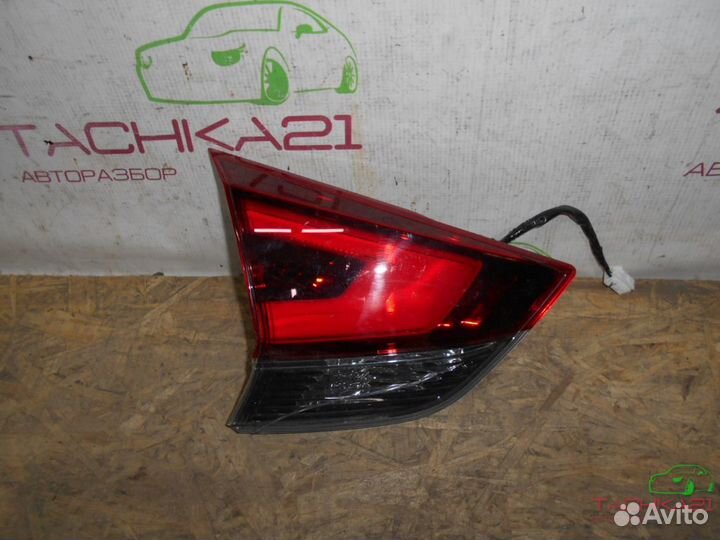 Фонарь задний внутренний левый Nissan X-Trail T32