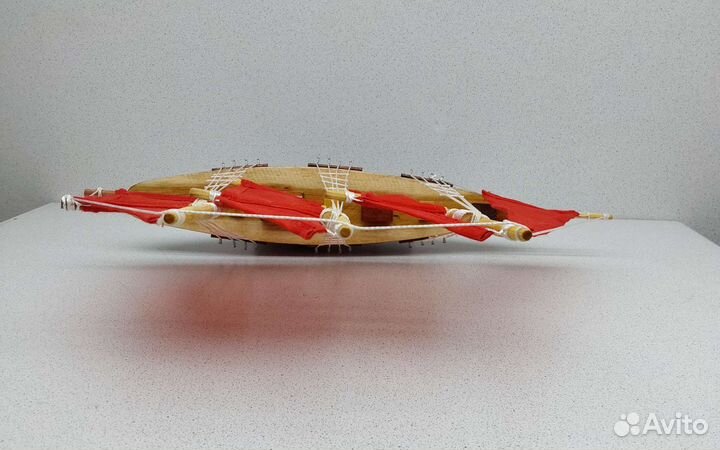 Яхта трёхмачтовая красная Крым 29,6*36,3 сувенир