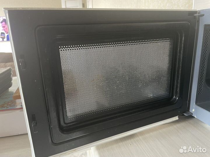 Микроволновая печь LG