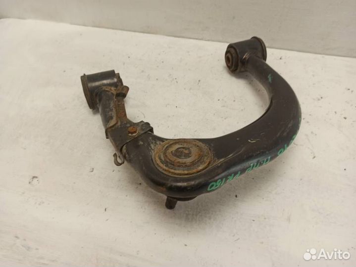 Рычаг передний правый верхний