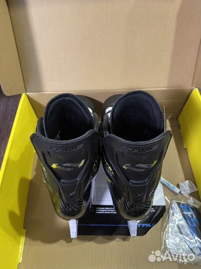 Коньки True Catalyst 9 09.0R