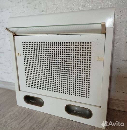 Вытяжка для кухни бу 5050 см