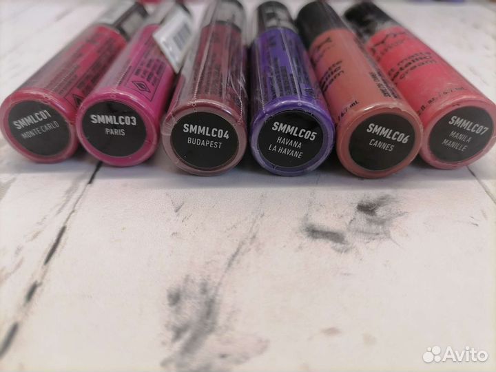 Жидкая помада крем с эф. Металлик NYX тон1, 3-7