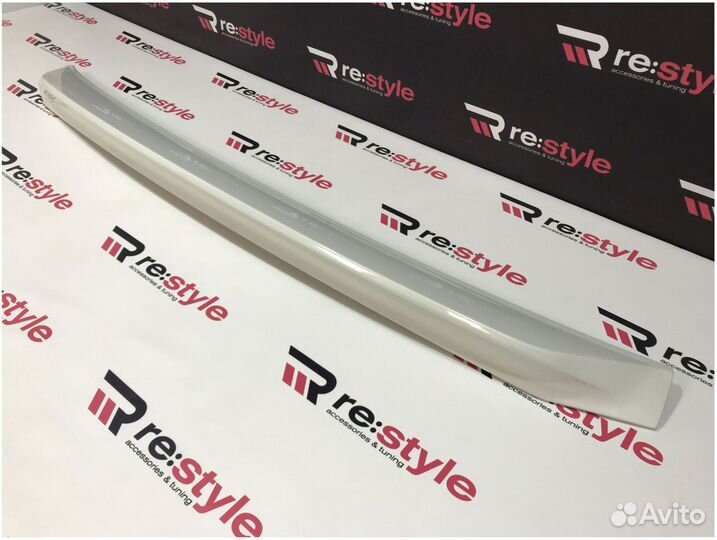 Спойлер Toyota Land Cruiser 200 2008-2015 S643