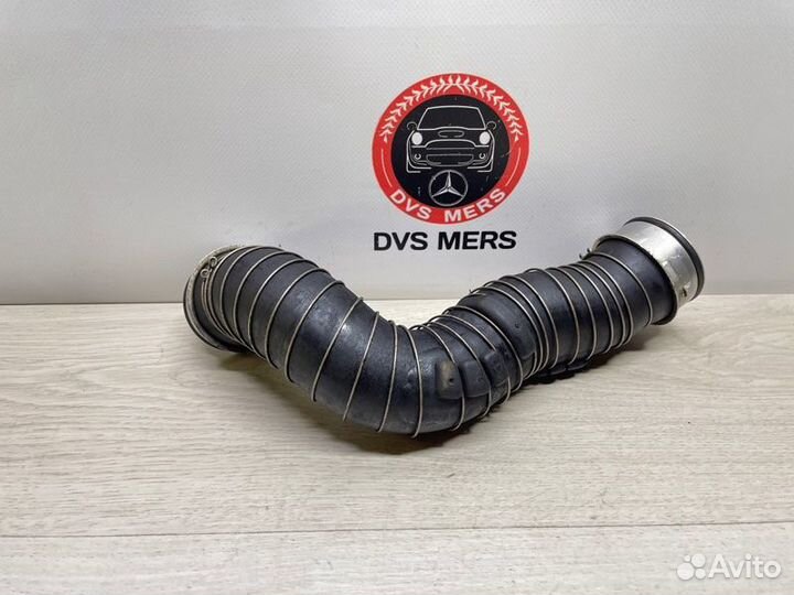 Патрубок интеркулера левый Mercedes C-Class W203