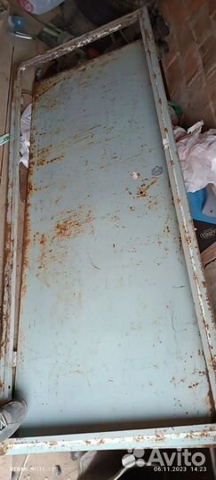 Металлическая дверь бу