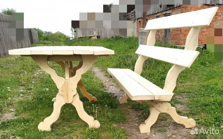 Набор резной мебели из дерева