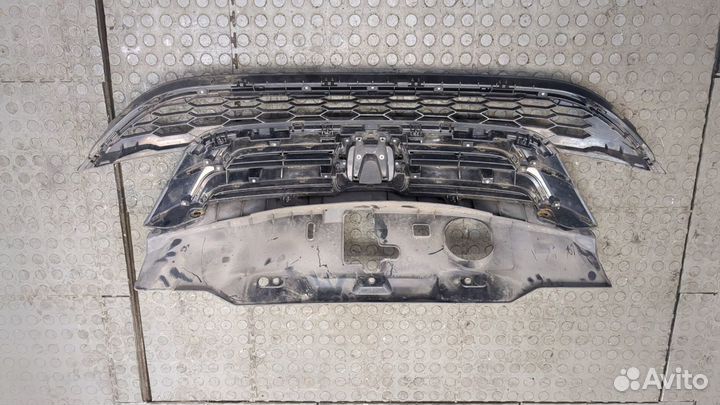 Решетка радиатора Honda CR-V, 2011