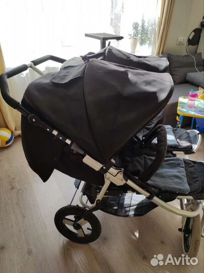 Коляска для двойни или погодок