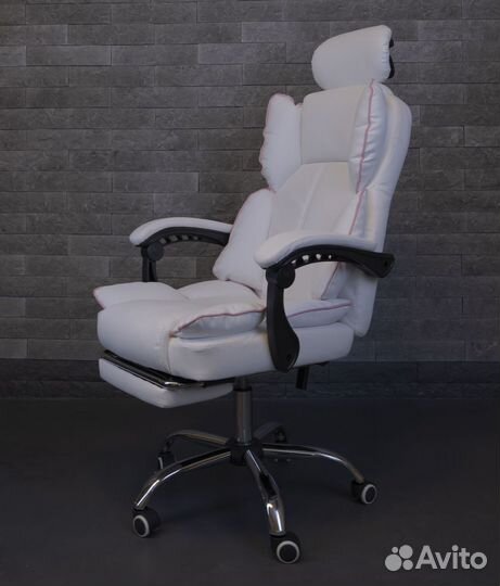 Компьютерное игровое (геймерское) кресло. Новые