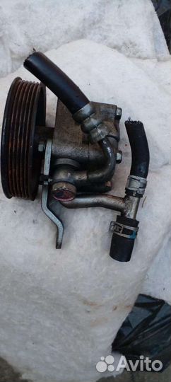 Насос гура Infiniti fx35