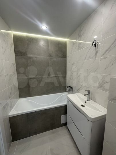 1-к. квартира, 40 м², 8/10 эт.