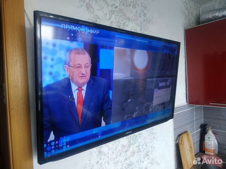 Телевизор samsung