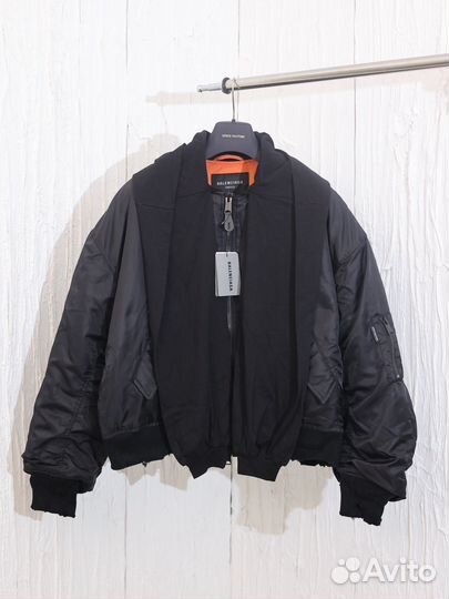 Бомбер Balenciaga Incognito Bomber Jacket