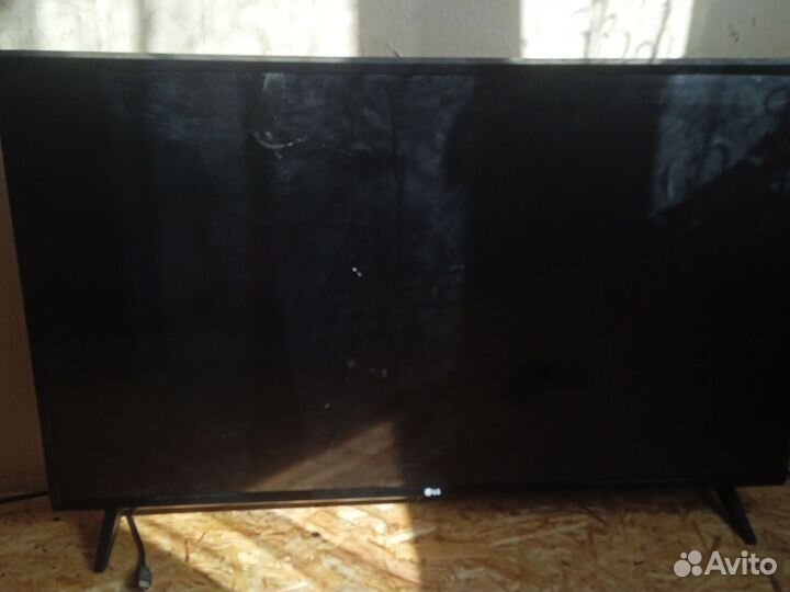 Телевизор LD назапчасти