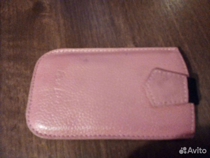 Чехол на телефон