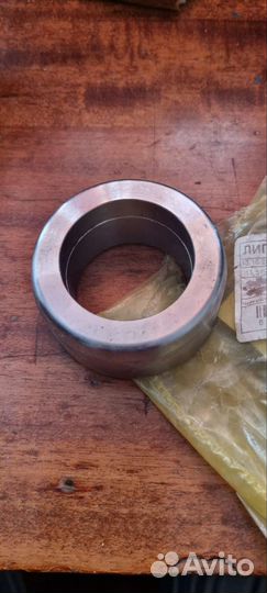 Запорное кольцо задней полуоси
