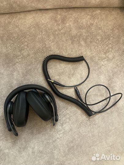 Наушники AKG- K371