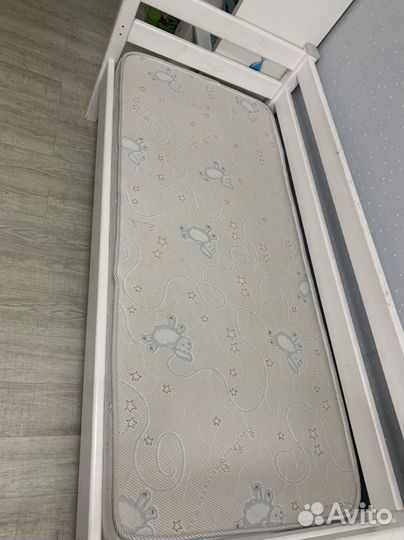 Детская кровать с матрасом бу