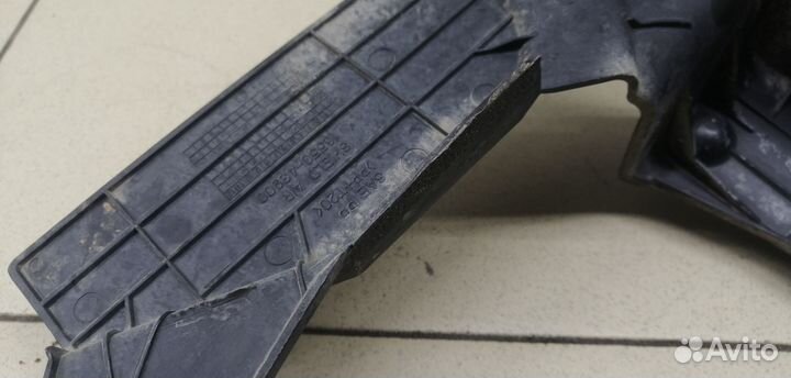 Кронштейн (сопут. товар) Almera Classic (B10) 2006