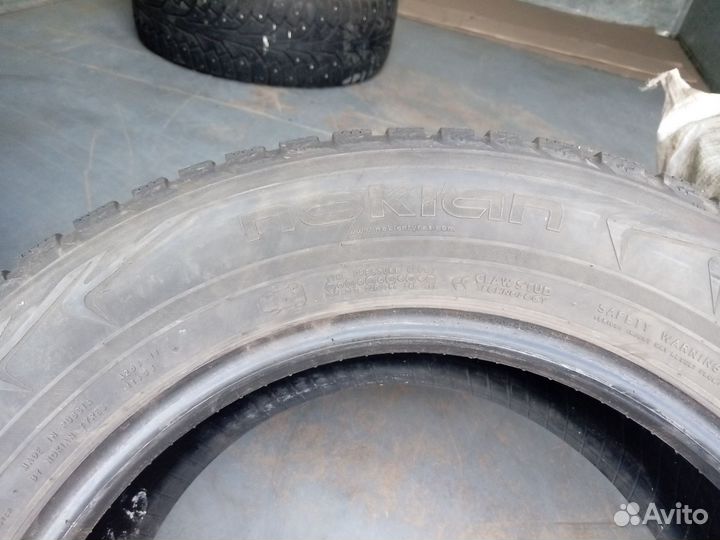 Nokian Tyres Hakkapeliitta 5 215/65 R16 102B