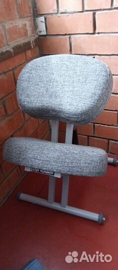 Коленный стул олимп