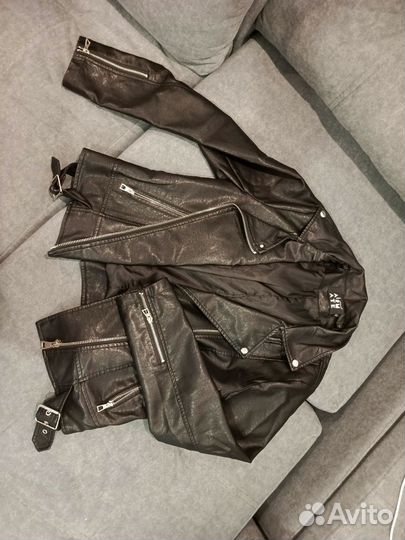 Женская верхняя одежда 46 48