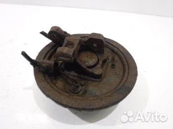 Кулак задний левый 25527483