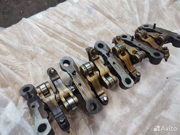 Вал коромысле Пежо 206