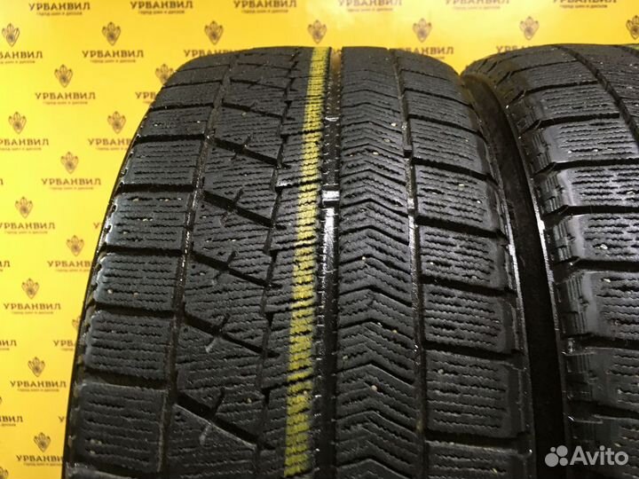 Bridgestone Blizzak VRX 215/50 R17 91S