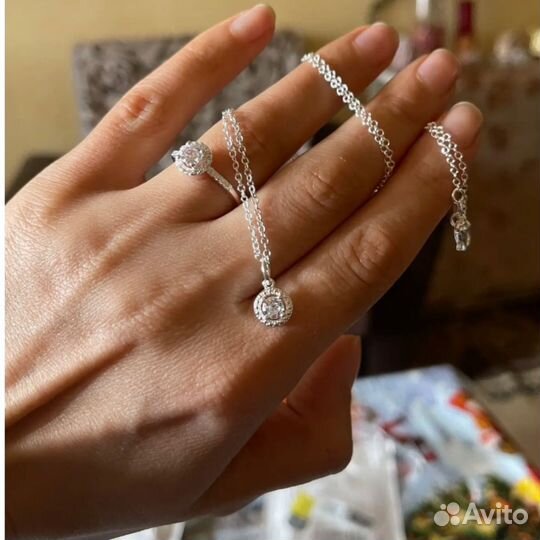 Украшения, бижутерия