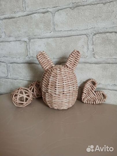 Шкатулка плетёная в форме животного