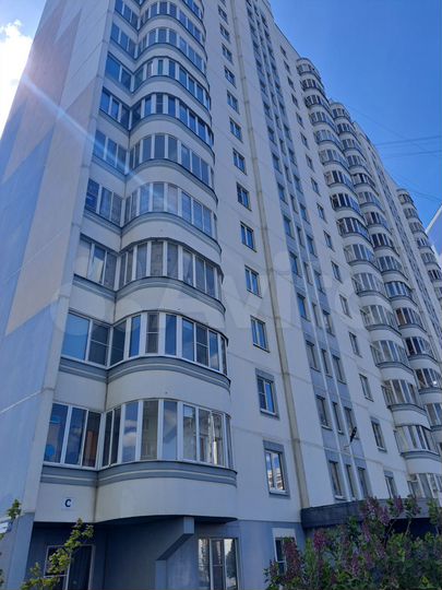 3-к. квартира, 77 м², 6/17 эт.