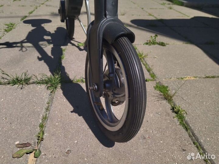 Электро велосипед складной почти новый