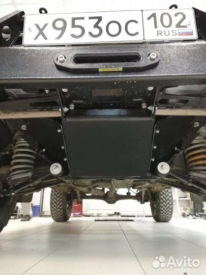 Силовой бампер на ниву