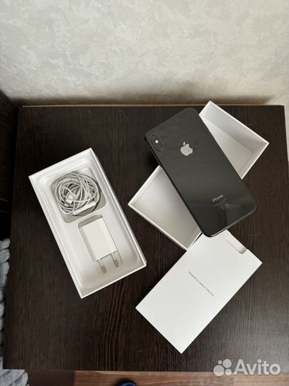 iPhone Xs Max, 64 ГБ