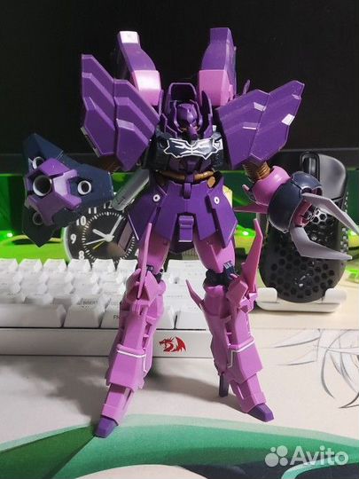 Фигурка робот 1/32