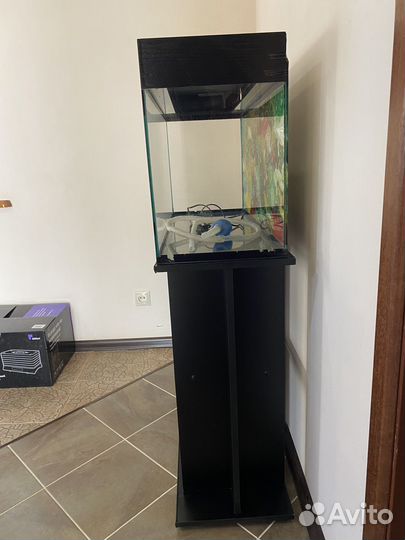 Аквариум 100 л с тумбой под него б/у