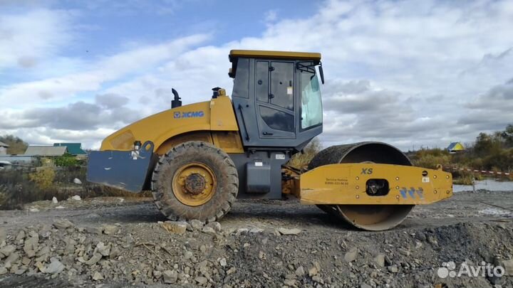 Дорожный каток XCMG XS163J, 2020
