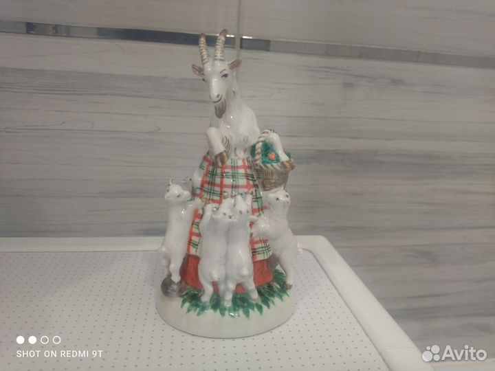 Статуэтка коза и семеро козлят лфз. Оригинал