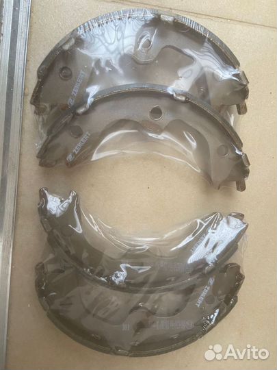 Колодки торм. бараб. задн. стоян. торм. Nissan