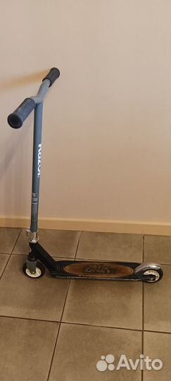 Самокат Grom фирмы Rasor