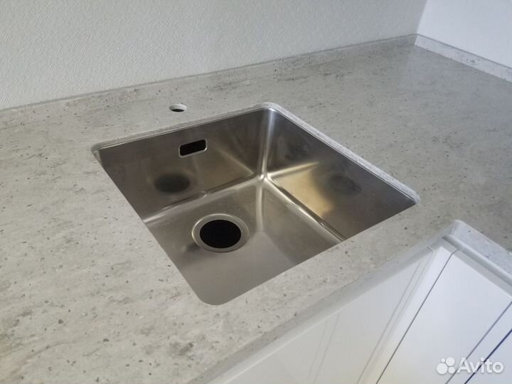 Столешница из акрилового камня Staron Supreme 150х60