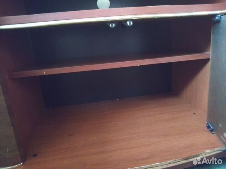 Тумбочка под телевизор