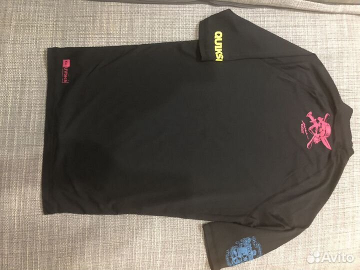 Спортивная одежда Quiksilver