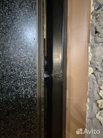 Металлическая дверь бу