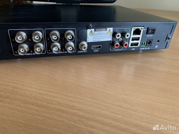 Видеорегистратор с поворотным цветным дисплеем