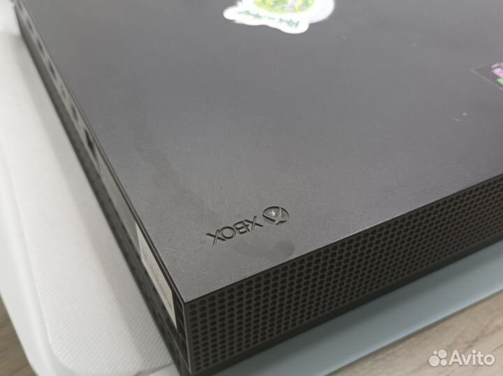 Xbox one х 1tb