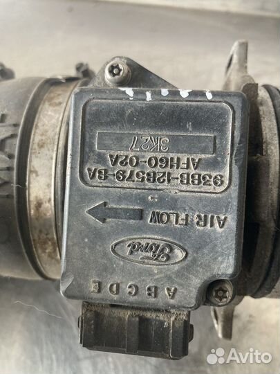 Воздухомер ford Мондео 1. 1.8