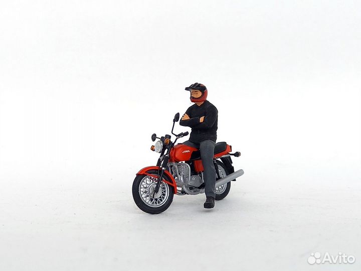 Ява-350-638 (красный) с фигуркой 1/43